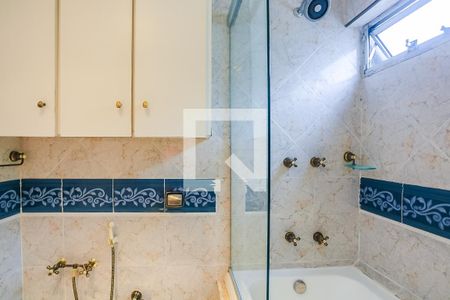 Apartamento à venda com 128m², 3 quartos e 2 vagas Apartamento à venda com 128m², 3 quartos e 2 vagasSuíte - Banheiro