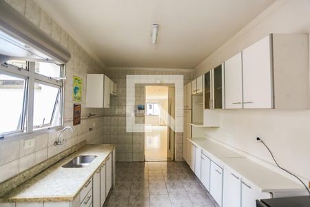 Apartamento à venda com 128m², 3 quartos e 2 vagas Apartamento à venda com 128m², 3 quartos e 2 vagasCozinha