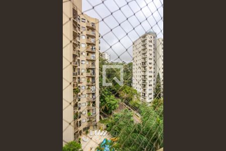 Apartamento à venda com 128m², 3 quartos e 2 vagas Apartamento à venda com 128m², 3 quartos e 2 vagasQuarto 1 - Vista