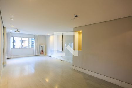 Apartamento à venda com 128m², 3 quartos e 2 vagas Apartamento à venda com 128m², 3 quartos e 2 vagasSala