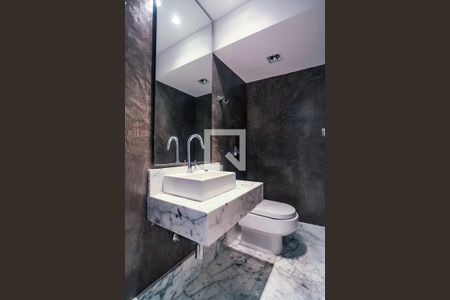 Apartamento à venda com 128m², 3 quartos e 2 vagas Apartamento à venda com 128m², 3 quartos e 2 vagasLavabo