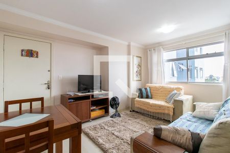 Sala de apartamento para alugar com 3 quartos, 60m² em Novo Mundo, Curitiba
