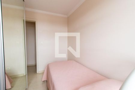 Quarto 1 de apartamento para alugar com 3 quartos, 60m² em Novo Mundo, Curitiba