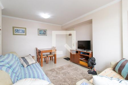 Sala de apartamento para alugar com 3 quartos, 60m² em Novo Mundo, Curitiba