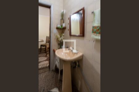 Casa à venda com 178m², 3 quartos e 3 vagasLavabo