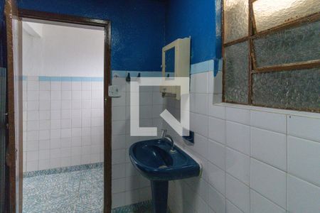 Banheiro de casa para alugar com 1 quarto, 90m² em Vila Pereira Barreto, São Paulo