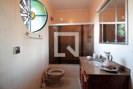 Casa à venda com 284m², 3 quartos e 2 vagasBanheiro da Suíte 3