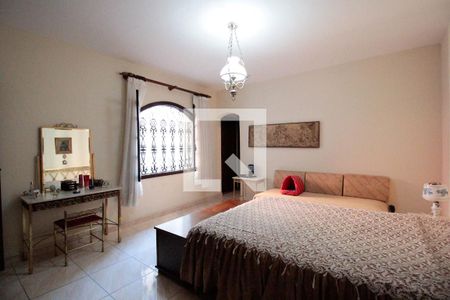 Casa à venda com 284m², 3 quartos e 2 vagasSuíte 3