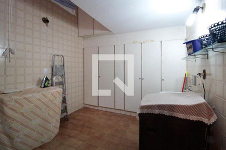 Casa à venda com 284m², 3 quartos e 2 vagasLavanderia