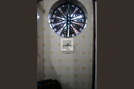 Casa à venda com 284m², 3 quartos e 2 vagasBanheiro da Suíte 1