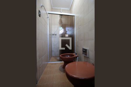 Casa à venda com 284m², 3 quartos e 2 vagasBanheiro da Suíte 2