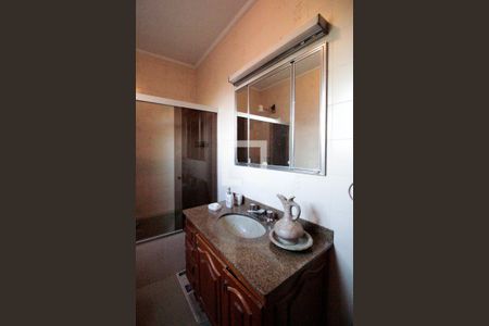 Casa à venda com 284m², 3 quartos e 2 vagasBanheiro da Suíte 3