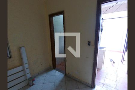 Casa à venda com 168m², 3 quartos e 2 vagascomodo nos fundos com lavabo pode ser feito 01 quarto escritorio ou despensa pois fica ao lado da lavanderia