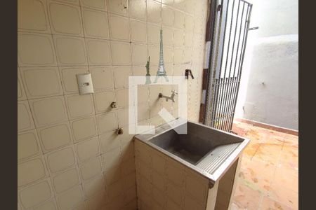 Casa à venda com 168m², 3 quartos e 2 vagasLavanderia 