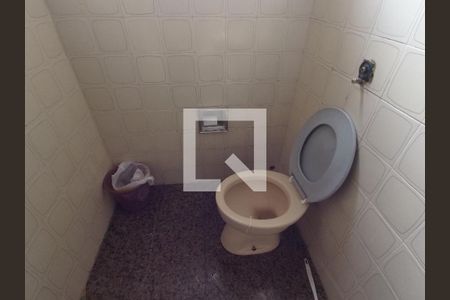 Casa à venda com 168m², 3 quartos e 2 vagasLavabo 