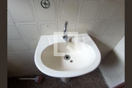 Casa à venda com 168m², 3 quartos e 2 vagasLavabo 