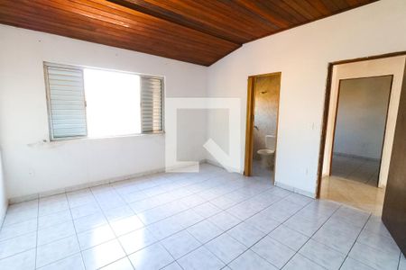 Casa à venda com 90m², 3 quartos e sem vaga Casa à venda com 90m², 3 quartos e sem vagaQuarto 2