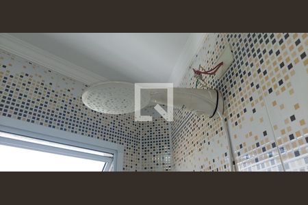 Casa à venda com 176m², 3 quartos e 4 vagasBanheiro Quarto 3 suíte