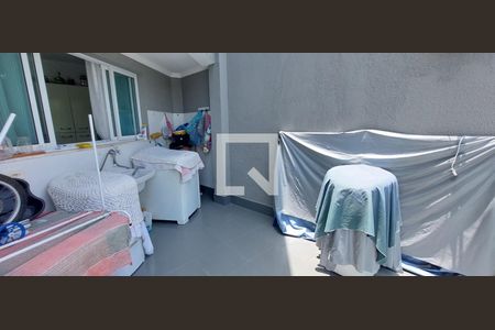 Casa à venda com 176m², 3 quartos e 4 vagasÁrea de Serviço