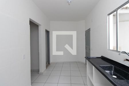 Casa de condomínio para alugar com 55m², 2 quartos e sem vaga Casa de condomínio para alugar com 55m², 2 quartos e sem vagaCozinha