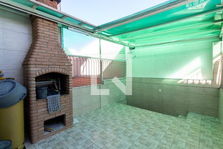 Casa à venda com 150m², 4 quartos e 6 vagasQuintal