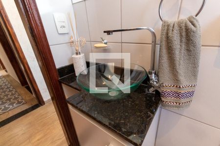 Casa à venda com 150m², 4 quartos e 6 vagasBanheiro da Suíte