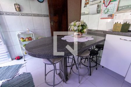 Casa à venda com 150m², 4 quartos e 6 vagasCozinha