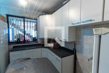 Casa à venda com 150m², 4 quartos e 6 vagasLavanderia