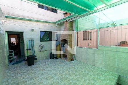 Casa à venda com 150m², 4 quartos e 6 vagasQuintal