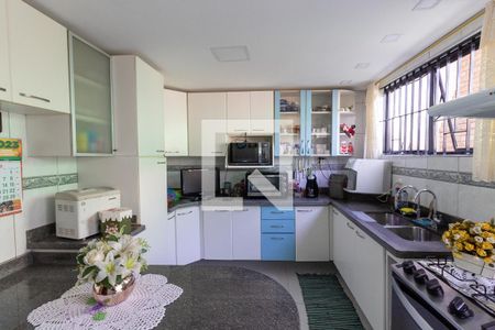 Casa à venda com 150m², 4 quartos e 6 vagasCozinha