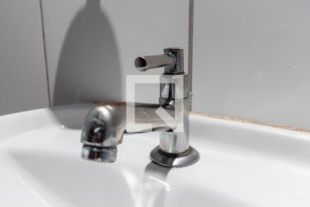 Casa à venda com 150m², 4 quartos e 6 vagasBanheiro - torneira