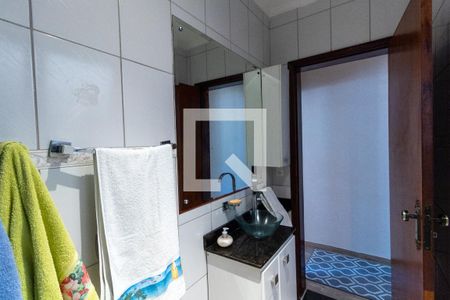 Casa à venda com 150m², 4 quartos e 6 vagasBanheiro 2