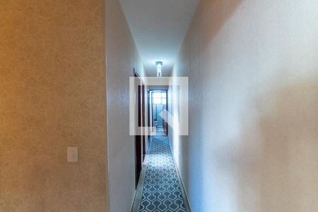 Casa à venda com 150m², 4 quartos e 6 vagasCorredor