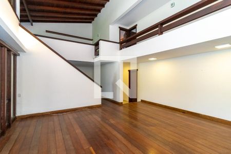 Sala de casa de condomínio à venda com 5 quartos, 781m² em Barra da Tijuca, Rio de Janeiro