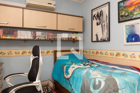 Casa à venda com 243m², 3 quartos e 2 vagas Casa à venda com 243m², 3 quartos e 2 vagasQuarto 2