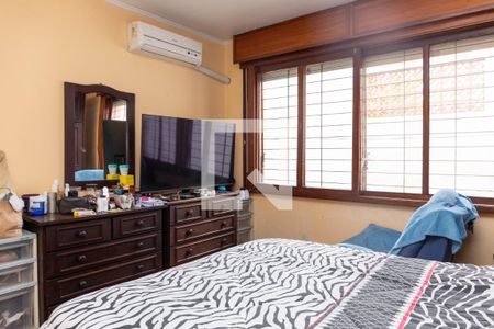 Casa à venda com 243m², 3 quartos e 2 vagas Casa à venda com 243m², 3 quartos e 2 vagasSuite