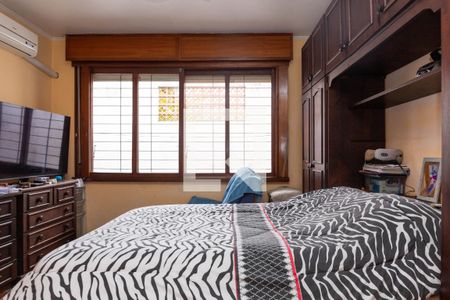 Casa à venda com 243m², 3 quartos e 2 vagas Casa à venda com 243m², 3 quartos e 2 vagasSuite