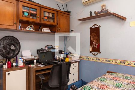 Casa à venda com 243m², 3 quartos e 2 vagas Casa à venda com 243m², 3 quartos e 2 vagasQuarto 1