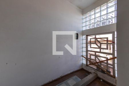 Casa à venda com 350m², 4 quartos e 2 vagas Casa à venda com 350m², 4 quartos e 2 vagasÁrea de Serviço