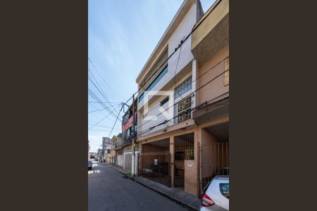 Casa à venda com 350m², 4 quartos e 2 vagas Casa à venda com 350m², 4 quartos e 2 vagasEntrada