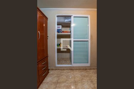 Quarto 2 de casa à venda com 4 quartos, 350m² em Vila Tolstoi, São Paulo