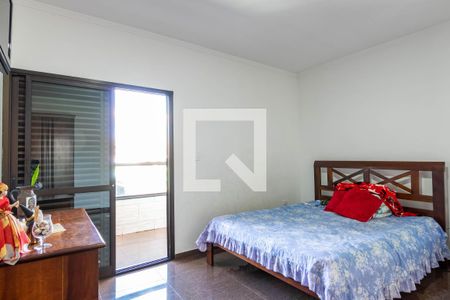 Casa à venda com 350m², 4 quartos e 2 vagas Casa à venda com 350m², 4 quartos e 2 vagasQuarto 3