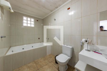 Casa à venda com 350m², 4 quartos e 2 vagas Casa à venda com 350m², 4 quartos e 2 vagasBanheiro