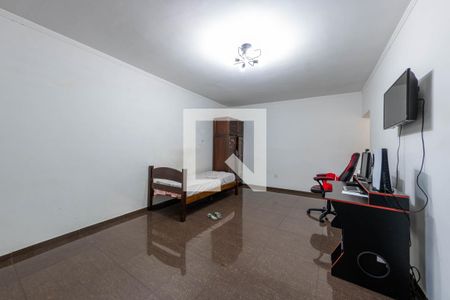 Casa à venda com 350m², 4 quartos e 2 vagas Casa à venda com 350m², 4 quartos e 2 vagasQuarto 4