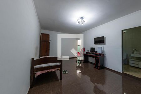 Casa à venda com 350m², 4 quartos e 2 vagas Casa à venda com 350m², 4 quartos e 2 vagasQuarto 4