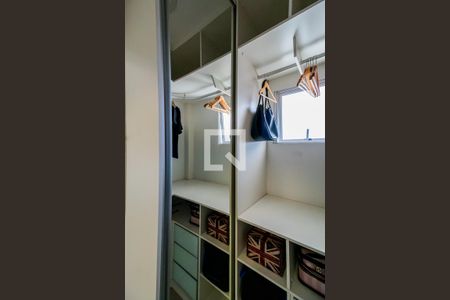 Apartamento à venda com 140m², 3 quartos e 2 vagasCloset