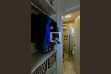 Apartamento à venda com 140m², 3 quartos e 2 vagasCloset