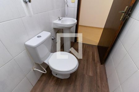 Casa à venda com 163m², 3 quartos e 2 vagasBanheiro da Suíte 2