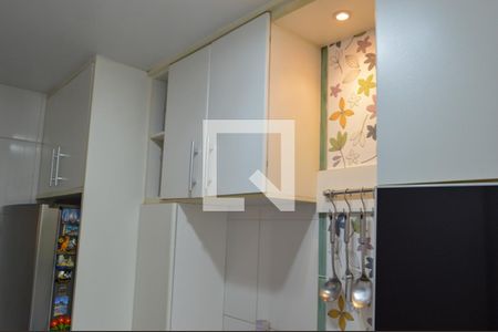Apartamento à venda com 64m², 2 quartos e 1 vagaCozinha