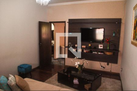 Sala de casa à venda com 3 quartos, 240m² em Alvorada, Contagem